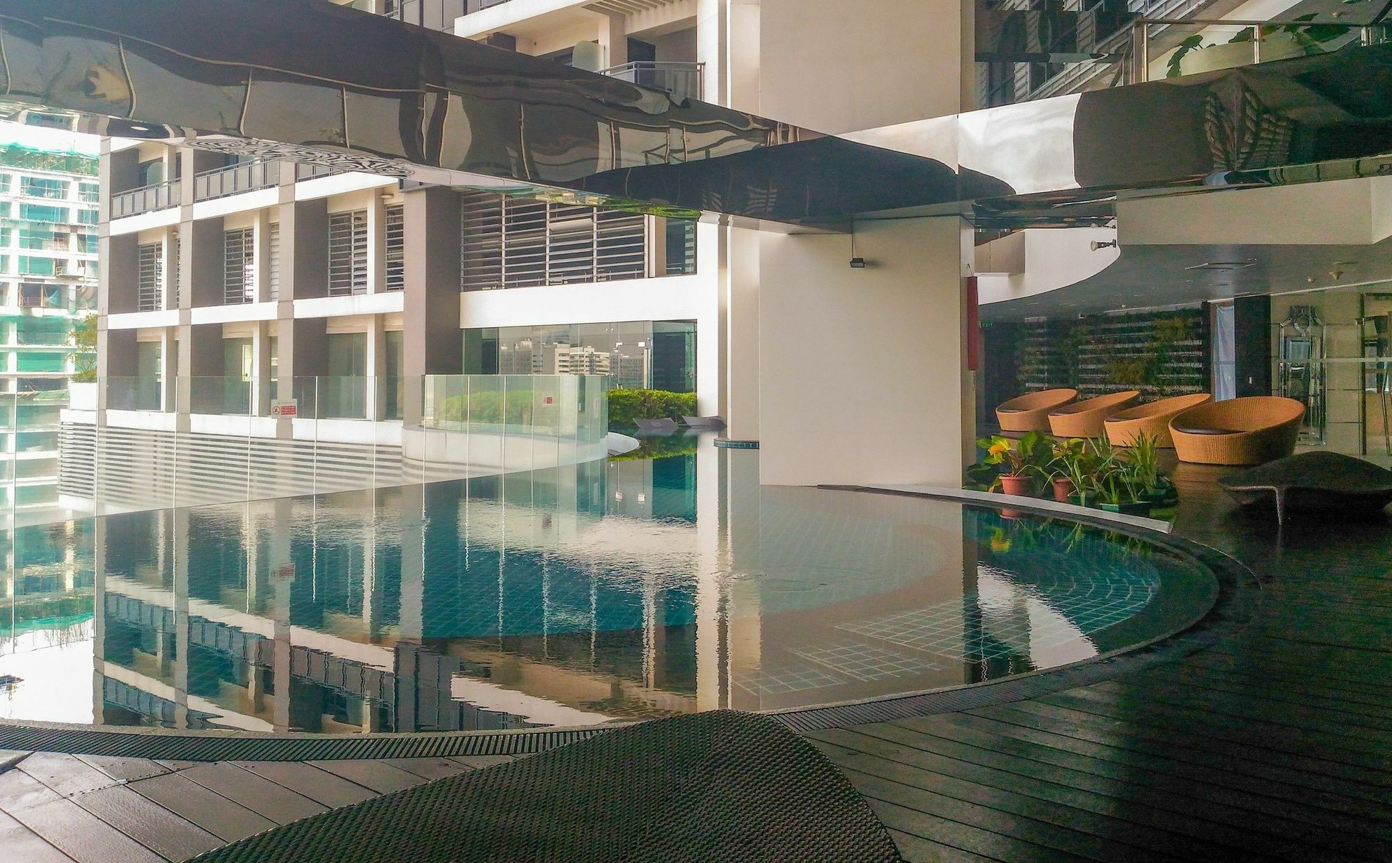 Zen Home Gramercy Residences Makati Makati City ภายนอก รูปภาพ